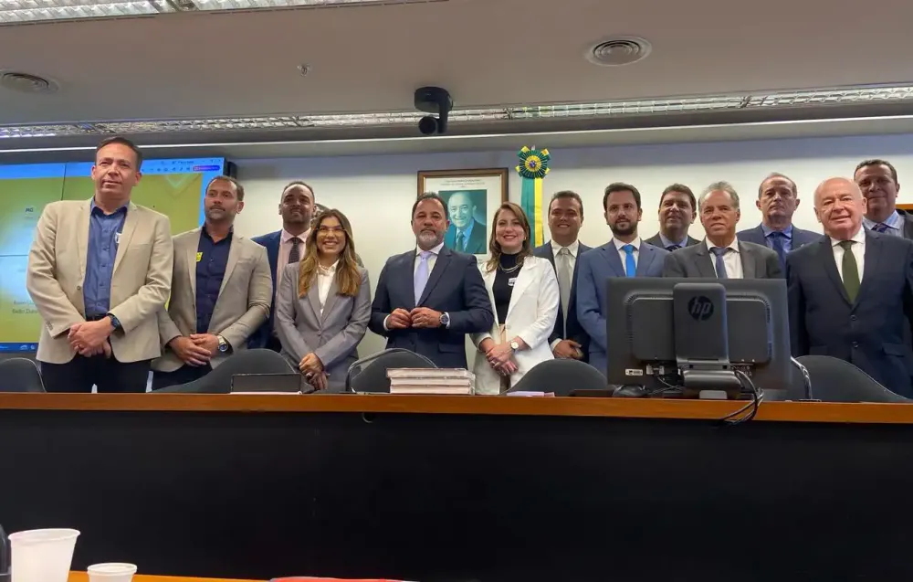 Prefeito Aurélio Goiano é eleito diretor regional norte da AMIG em evento nacional em Brasília