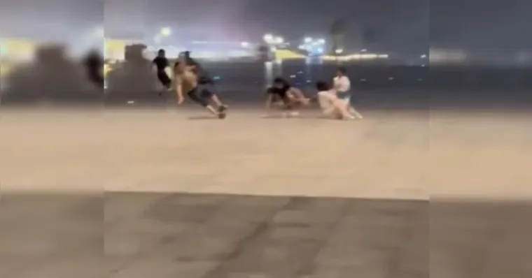 Vídeo: Tufão na China e arrasta pessoas e criança voa com ventos fortes