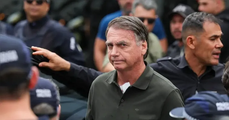Médico aponta que Bolsonaro deve ter alta nesta quinta-feira