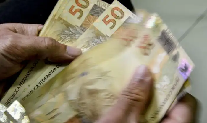 Primeira parcela do benefício deve ser depositada até esta sexta-feira