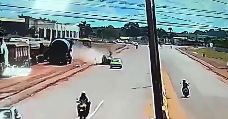 A vítima não resistiu aos ferimentos e morreu ainda no local. | Foto: Reprodução/Vídeo