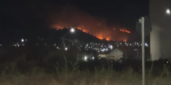 Incêndio no Morro das Antenas em Canaã dos Carajás, começou por volta das 16h, desta segunda-feira (24) (Reprodução / Redes Sociais)