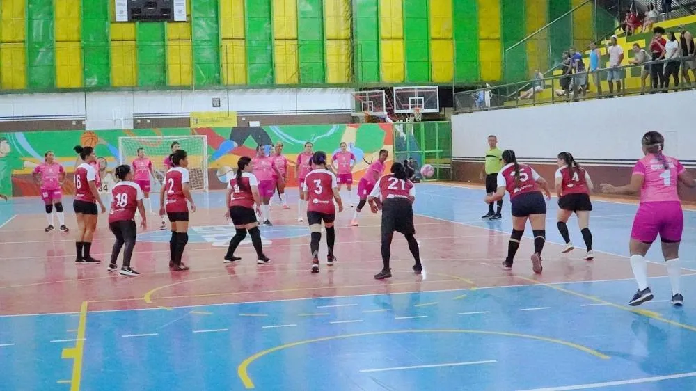 Copa Esportiva do Servidor movimenta ginásios de Parauapebas no primeiro dia de competições